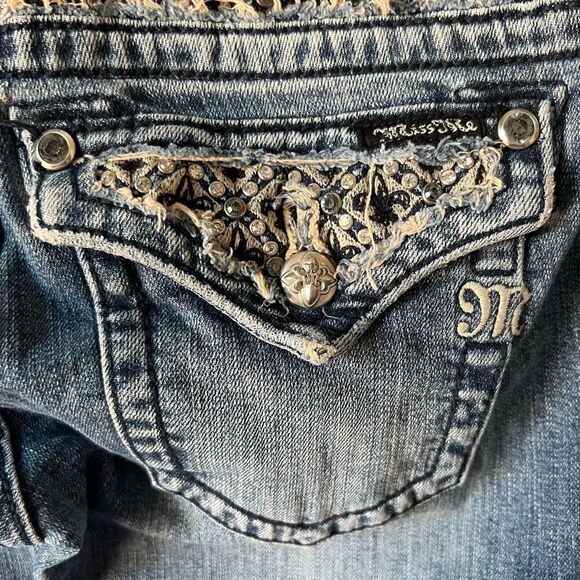 Miss Me JP6151B Boot Cut Low Rise Jeans Crystal Studded Flap Pockets medium wash - Picture 13 of 15